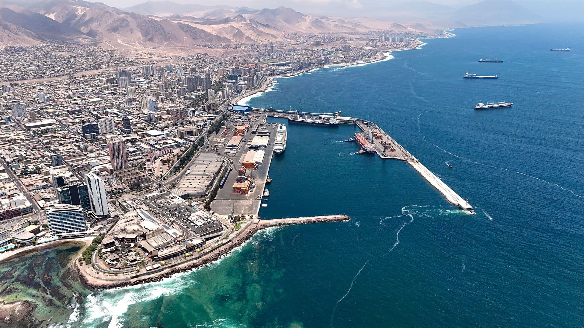 Puerto Antofagasta convoca a exposición técnica sobre licitación de dragado